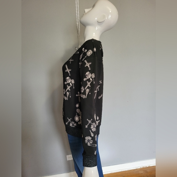 Rock & Republic Charms Print Scuba Sweatshirt, GUC, Size S - Picture 6 of 9